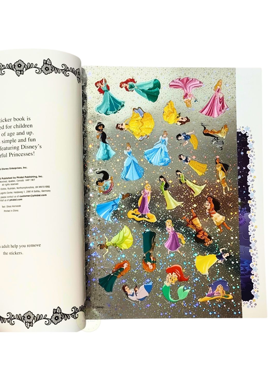 Disney Princess – Sticker Book Treasury (Over 350 Reusable Stickers)