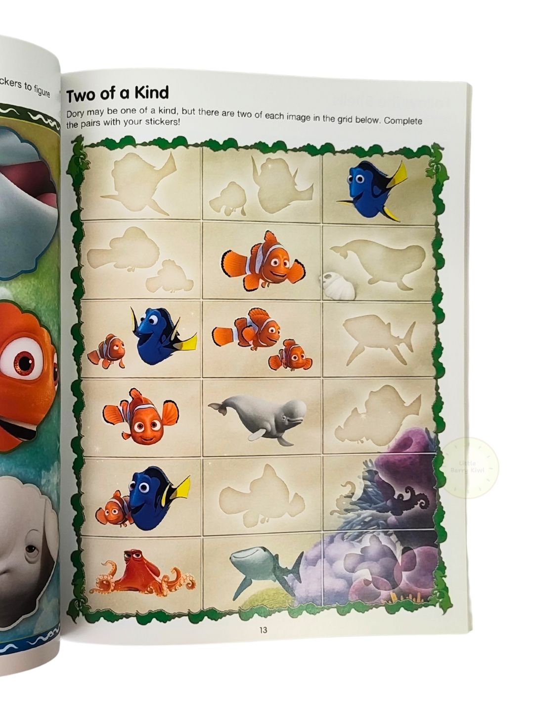 Disney Pixar – Sticker Book Treasury (Over 350 Reusable Stickers)